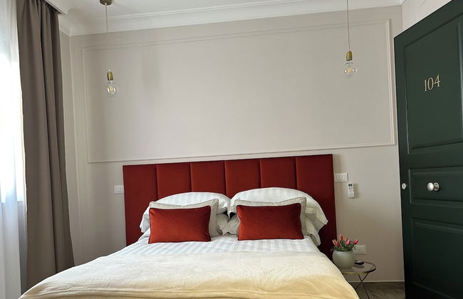 NLM Boutique Suites - Photo 6