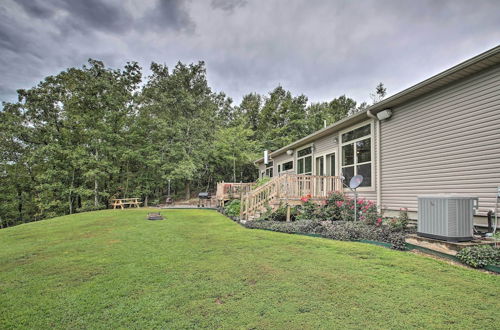 Photo 23 - Contemporary Mountaintop Cabin: 6 Mi to Natl Park