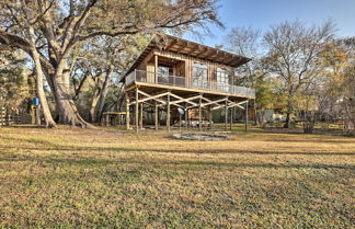 Photo 1 - Renovated Fort White Retreat w/ River Access