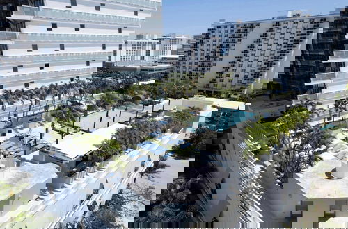 Foto 45 - Sapphire Suite Beachfront, Gym + Pool!