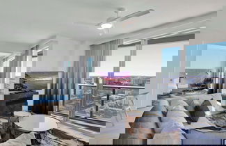 Foto 1 - Sapphire Suite Beachfront, Gym + Pool!