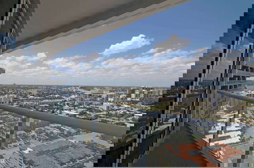 Foto 37 - Sapphire Suite Beachfront, Gym + Pool!