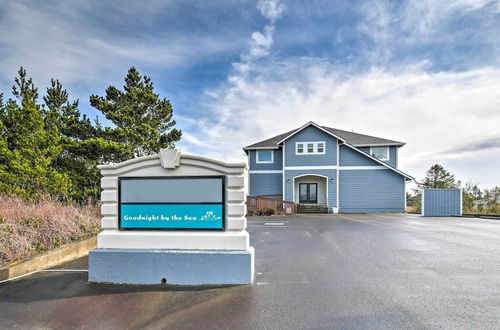 Photo 19 - Dog-friendly Canalfront Condo in Ocean Shores