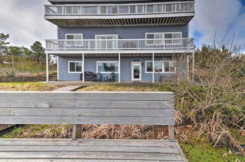 Photo 11 - Dog-friendly Canalfront Condo in Ocean Shores