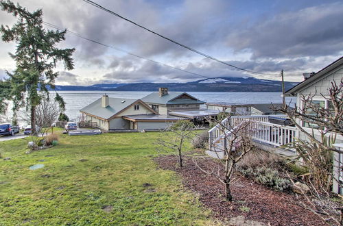 Photo 25 - Idyllic Waterfront Cottage W/beach & Sunset Views