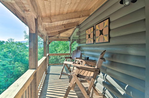 Photo 1 - Smoky Mountain Log Cabin Close to Rafting