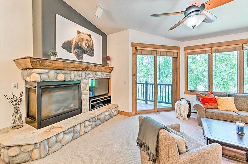 Photo 12 - Gorgeous Steamboat Townhome: Shuttle to Ski Resort