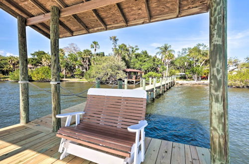 Foto 5 - Riverfront Merritt Island Bungalow w/ Dock & Deck