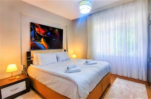Foto 5 - Fully Furnished Stylish Apartment in Antalya