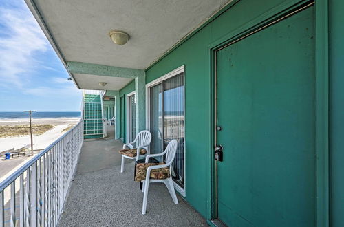 Foto 9 - Condo w/ Pool Access on Wildwood Crest Beach