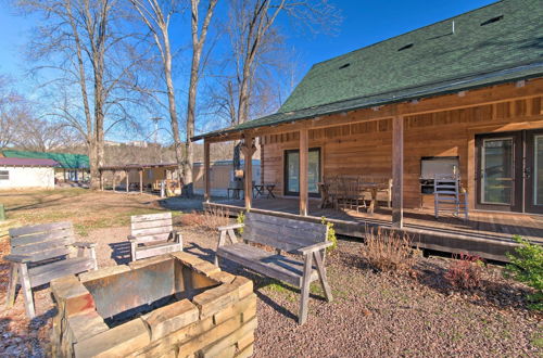 Photo 11 - Quiet Hollister Cabin: Walk to Lake Taneycomo