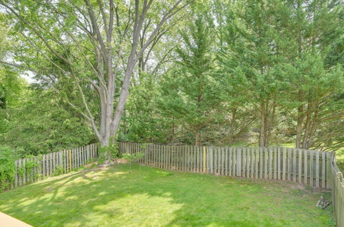 Photo 4 - Modern North Potomac Home w/ Furnished Deck