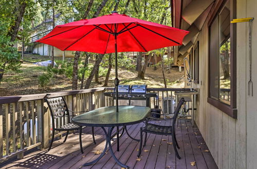 Photo 23 - Spacious Groveland Cabin w/ Wraparound Deck