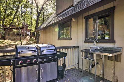 Photo 10 - Spacious Groveland Cabin w/ Wraparound Deck