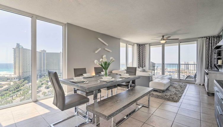 Foto 1 - Destin Condo w/ Views, Heated Pool, & Beach Access