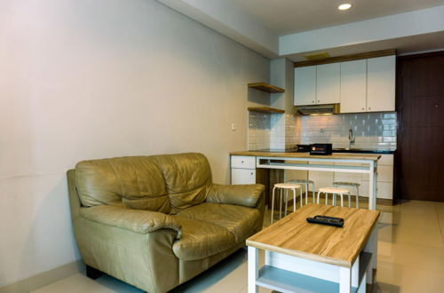 Photo 9 - Nice And Elegant 2Br Apartment At Springhill Terrace Residence