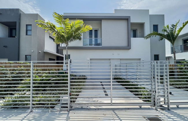 The Modernista 1 - Luxury Villa With Private Pool - Foto 72