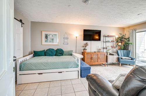 Photo 25 - Inviting Condo: 1 Block to Myrtle Beach