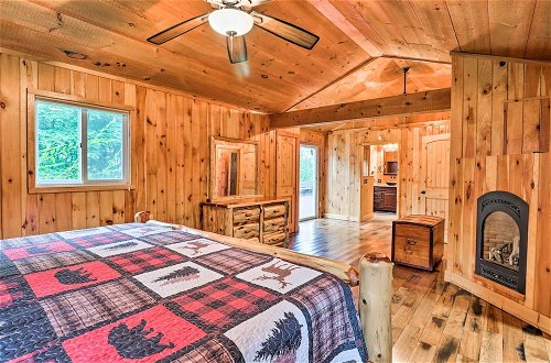 Photo 26 - Cozy Cullowhee Cabin With Breathtaking Views