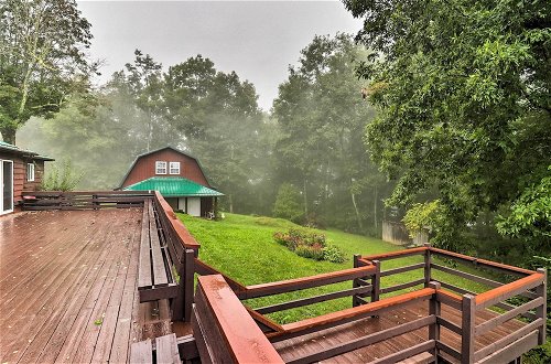 Photo 19 - Cozy Cullowhee Cabin With Breathtaking Views