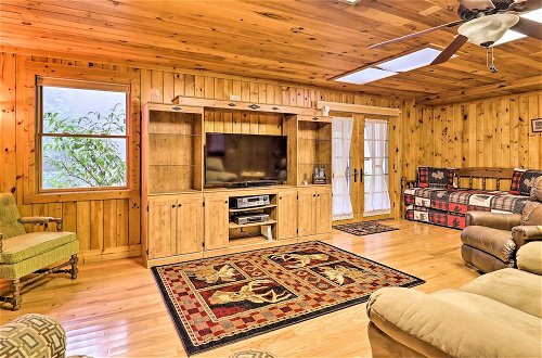 Photo 20 - Cozy Cullowhee Cabin With Breathtaking Views