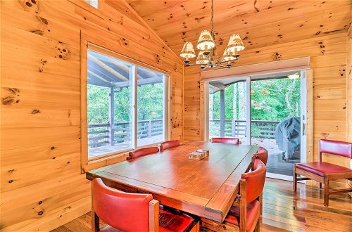 Photo 17 - Cozy Cullowhee Cabin With Breathtaking Views