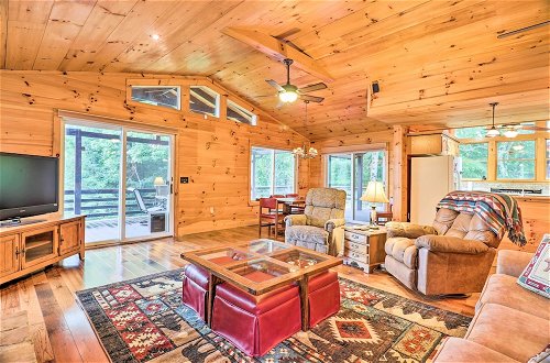 Photo 30 - Cozy Cullowhee Cabin With Breathtaking Views