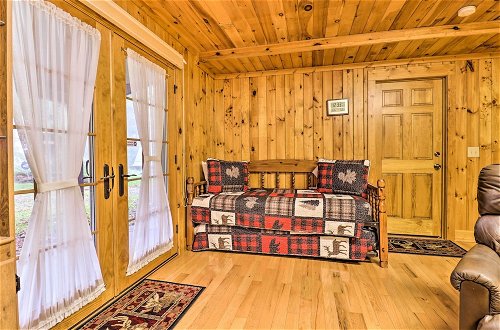 Photo 5 - Cozy Cullowhee Cabin With Breathtaking Views