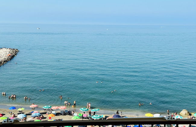 BluMare ArtHouse - Photo 48