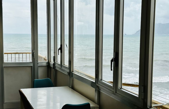 BluMare ArtHouse - Photo 47
