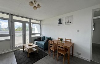 Foto 1 - Lovely 3-bed Apartment in London