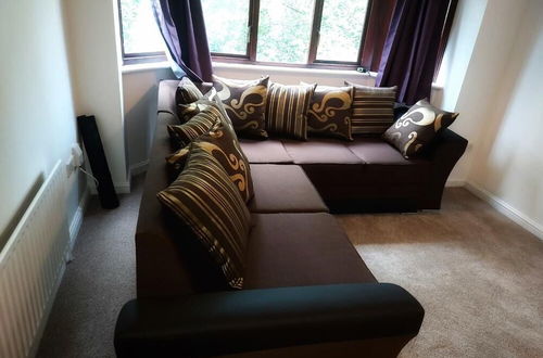 Foto 10 - Spacious 1-bed Apartment in Croydon-free Parking