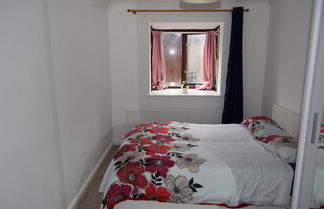 Foto 1 - Spacious 1-bed Apartment in Croydon-free Parking