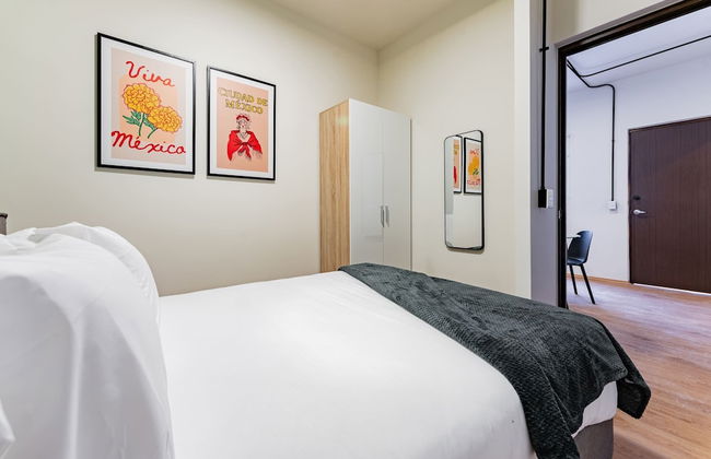 Mariano Escobedo Apartments by VH - Photo 31