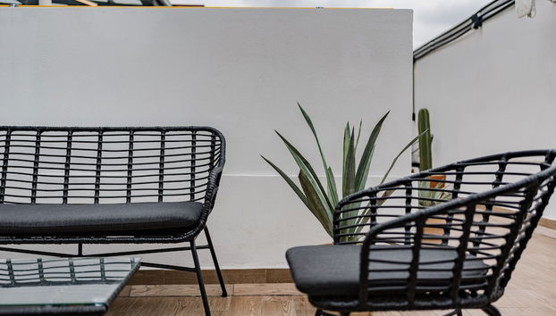 Coin salon dans le hall