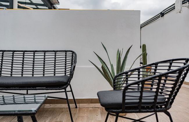 Mariano Escobedo Apartments by VH - Photo 4