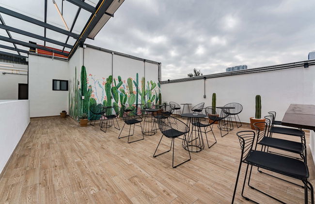 Mariano Escobedo Apartments by VH - Photo 2