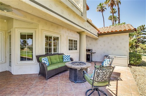 Foto 7 - Palm Desert Townhome w/ Pool Access & Golf Course