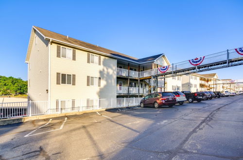 Photo 22 - Osage Beach Condo w/ Balcony, Pool + Lake Access