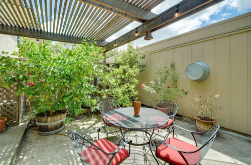 Photo 11 - Sunny San Jose Townhome - Family Friendly