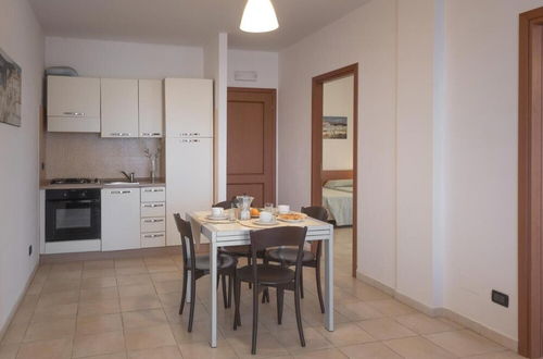 Photo 37 - Stylish Residence Le Fontane 2 Bedroom Apartment Sleeps 6 Persons Num2508