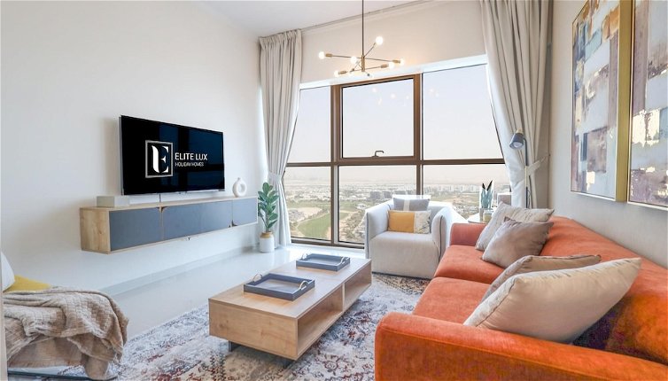Photo 1 - Elite LUX Holiday Homes - Serene Golf View Living 1 BHK in Damac Hills Dubai