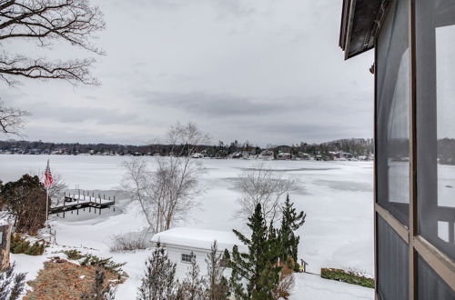 Foto 35 - Queensbury Lakefront Home: Screened Porch & Views