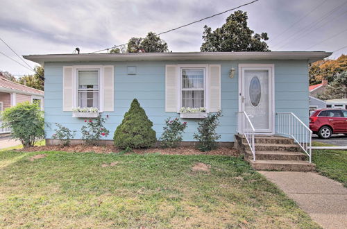 Photo 5 - Cottage W/yard, Walk to Historic Attractions