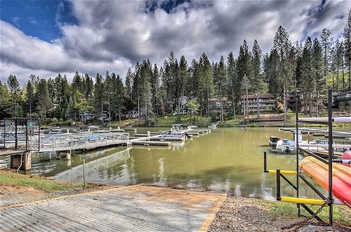 Photo 12 - Spacious Pine Mountain Lake Cabin Rental w/ Decks