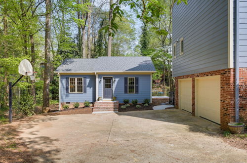 Foto 5 - Beautiful Raleigh Cottage Rental: 5 Mi to Downtown