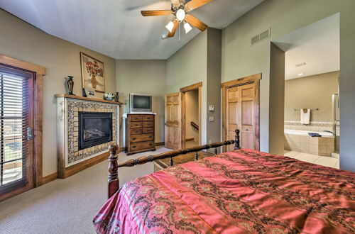 Photo 8 - Cozy Southwind Seven Springs Home, Ski-in/ski-out