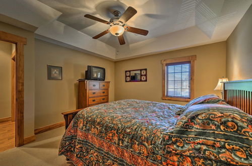 Photo 13 - Cozy Southwind Seven Springs Home, Ski-in/ski-out
