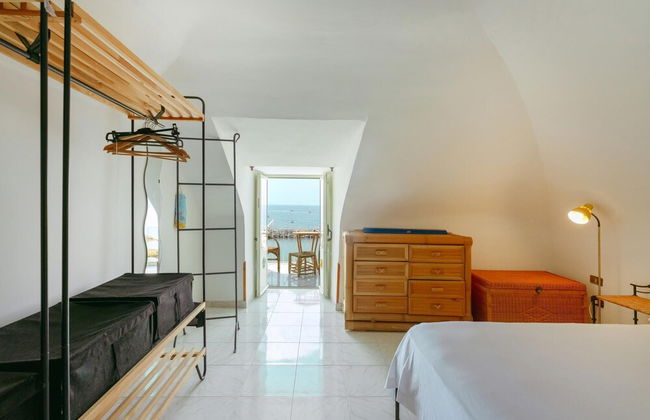 Corricella Terrace in Procida - Photo 5