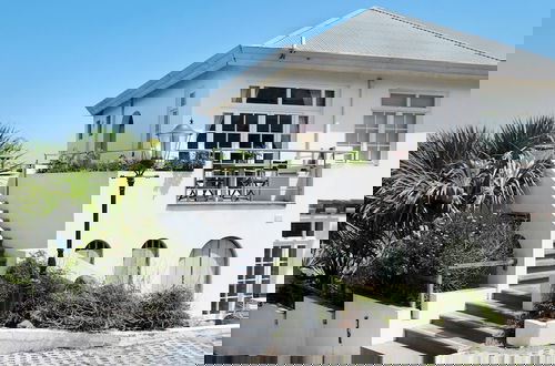Photo 57 - Whale Tails Hotel